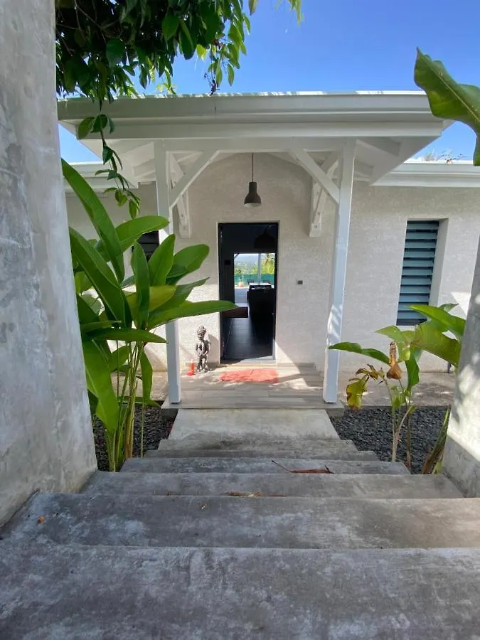 Voir Com 5 Etoiles Airb, Villa Zolenzo, La Tete Dans Les Montagnes, 10 Pers Petit-Bourg 0*,